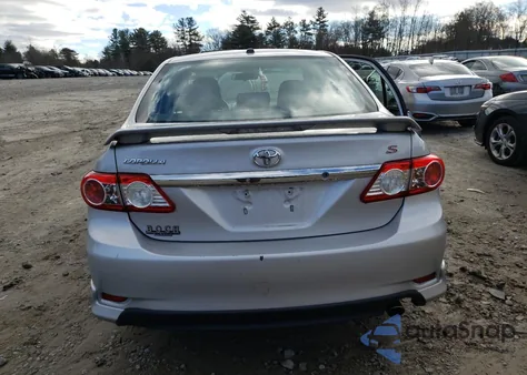 2011 Toyota Corolla S из США, поврежденный, VIN 2T1BU4EE7BC626680